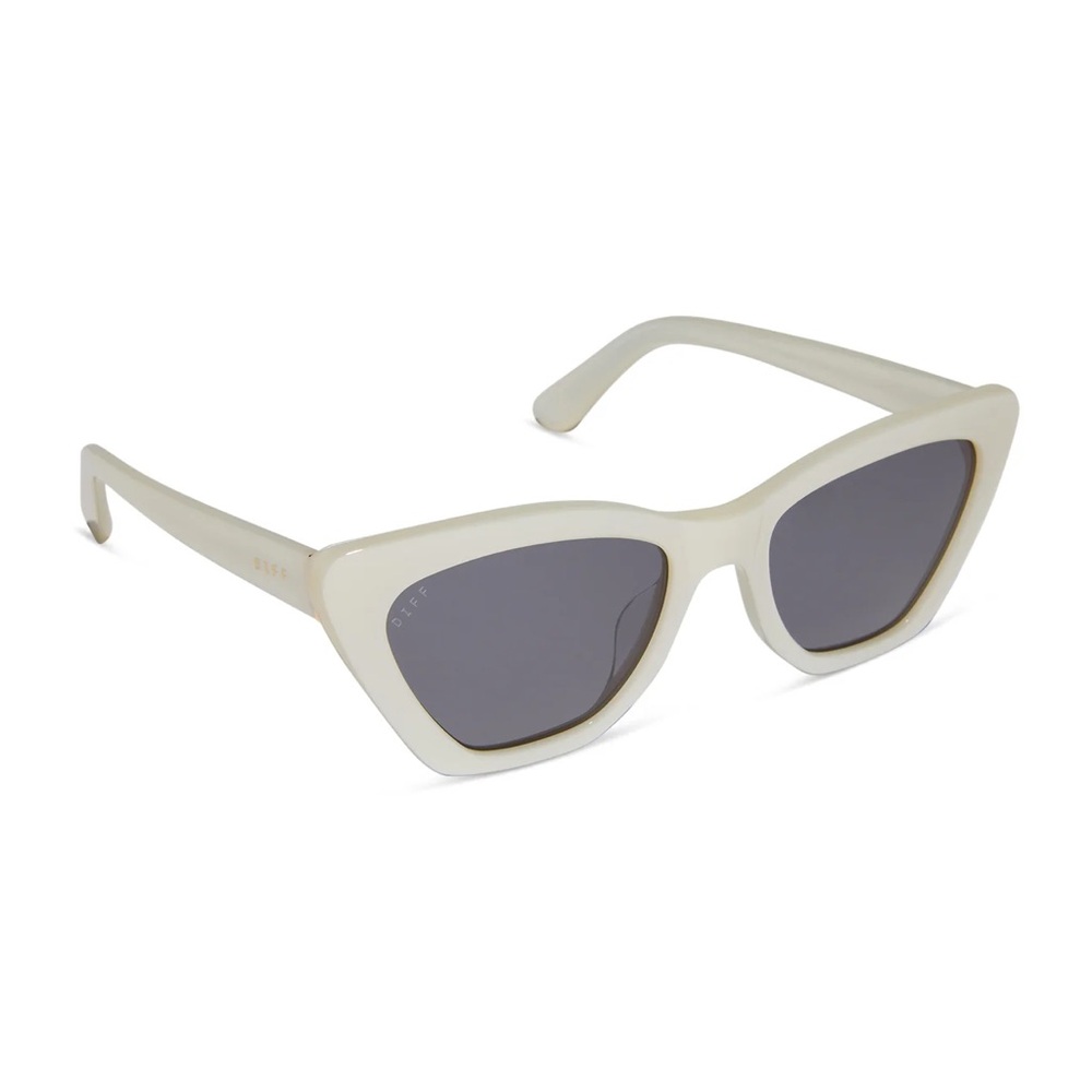 Diff Eyewear Cream Cat-Eye Sunglasses | Camilla Opaline Grey Sunglasses - Picture 3 of 13